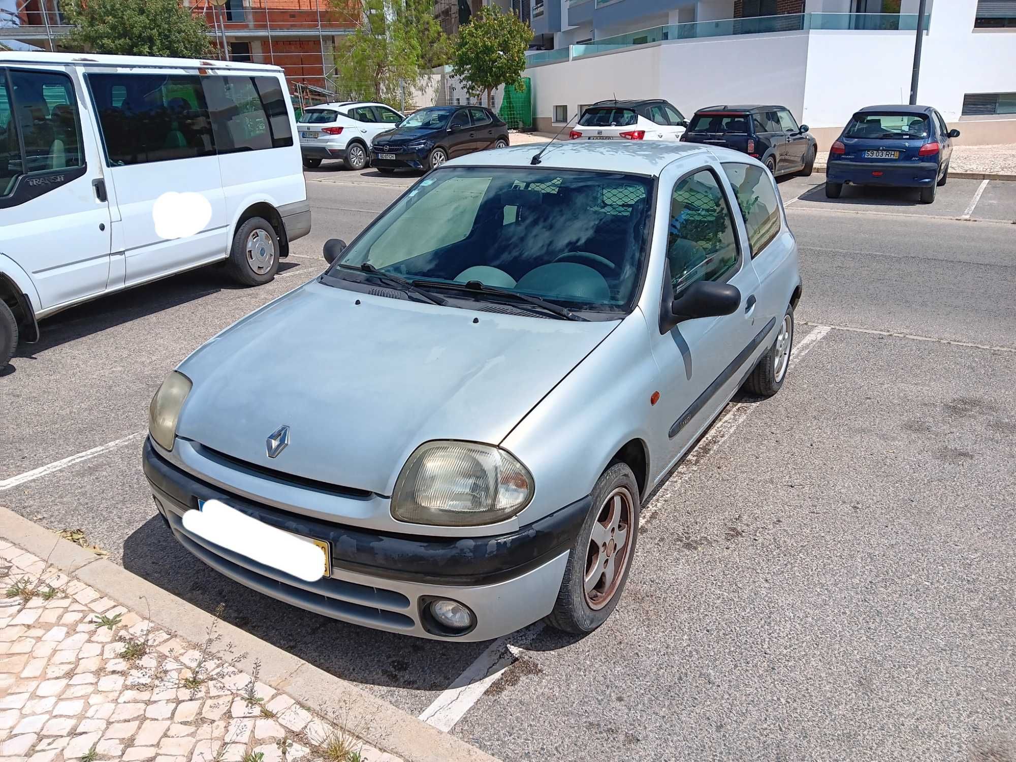 Renault Clio 1.9D (comercial, ano 2000)