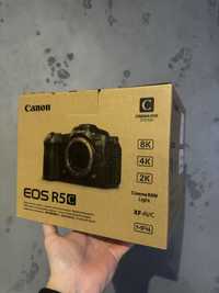 Фотоапарат Canon EOS R5 C (5077C003AA)