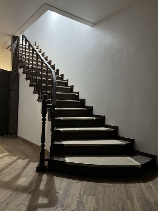 Срочно!!Сходи. Сходи в Одеса, сходи для житлового будину Украина.