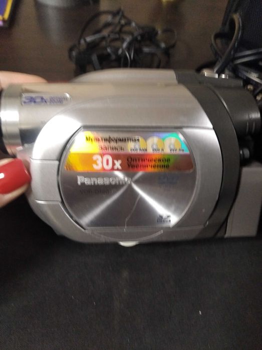 Продам видео камеру