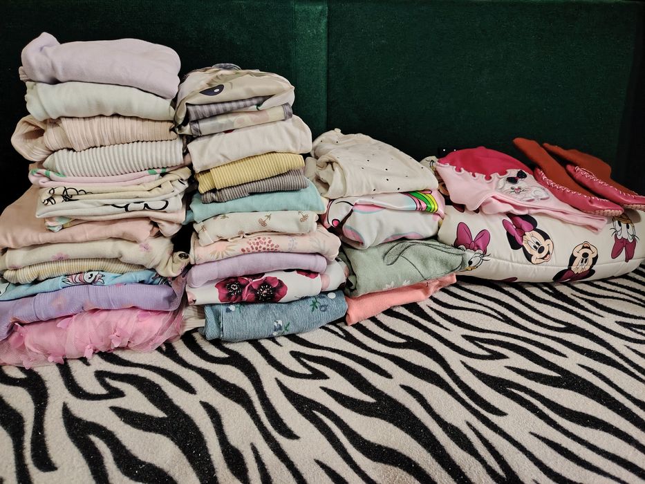 Ubranka dla dziewczynki 80