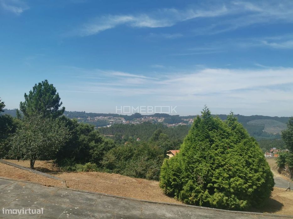 Moradia para recuperação total com terreno de 270m2, Nespereira de Cim