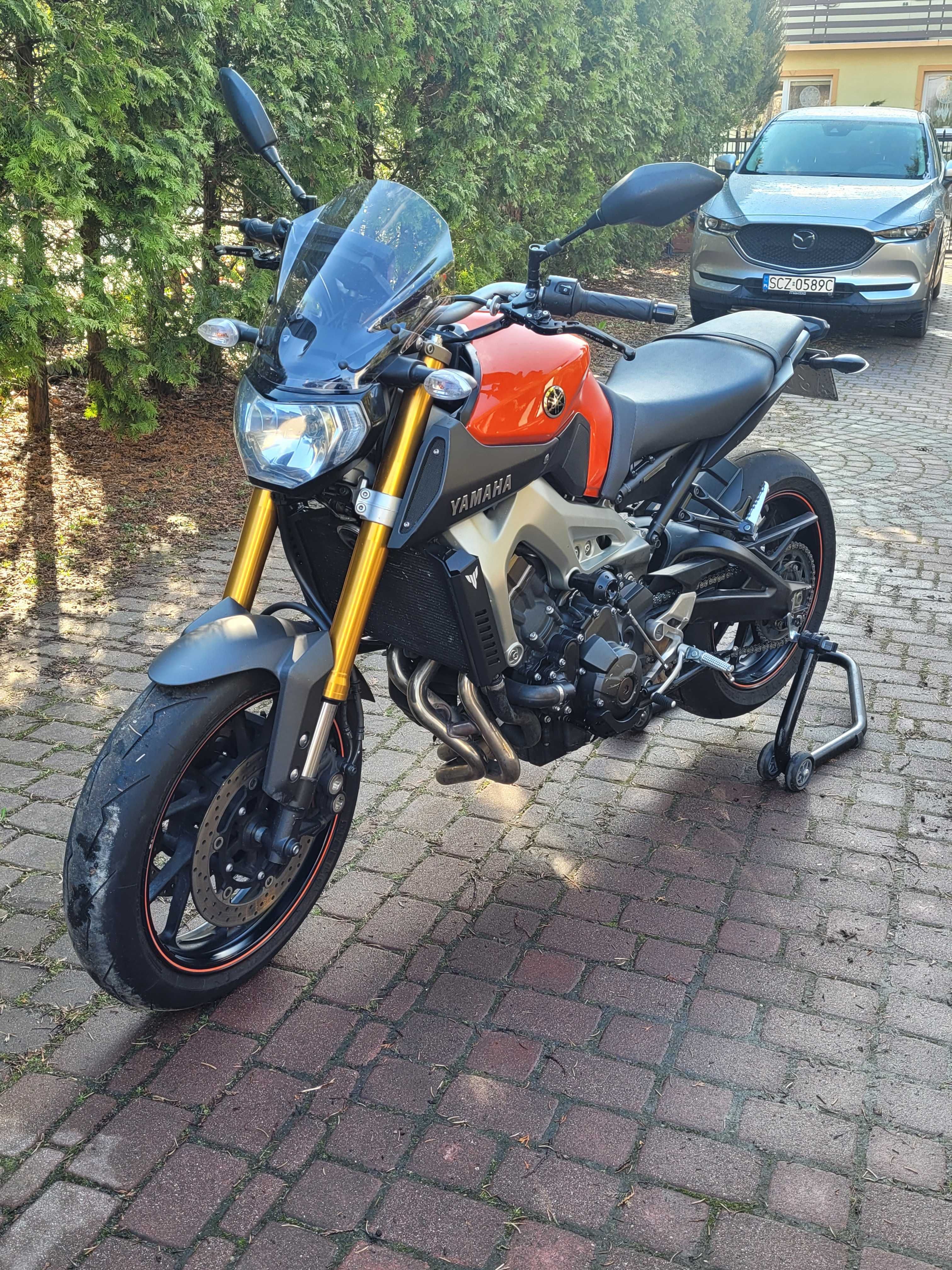 YAMAHA MT09 2015