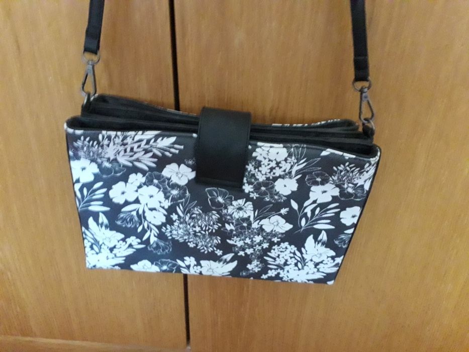 Carteira marca Parfois