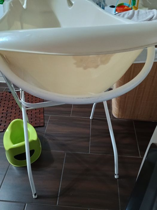 Duża wanienka wanna na stelażu przewijak dla niemowląt dzieci