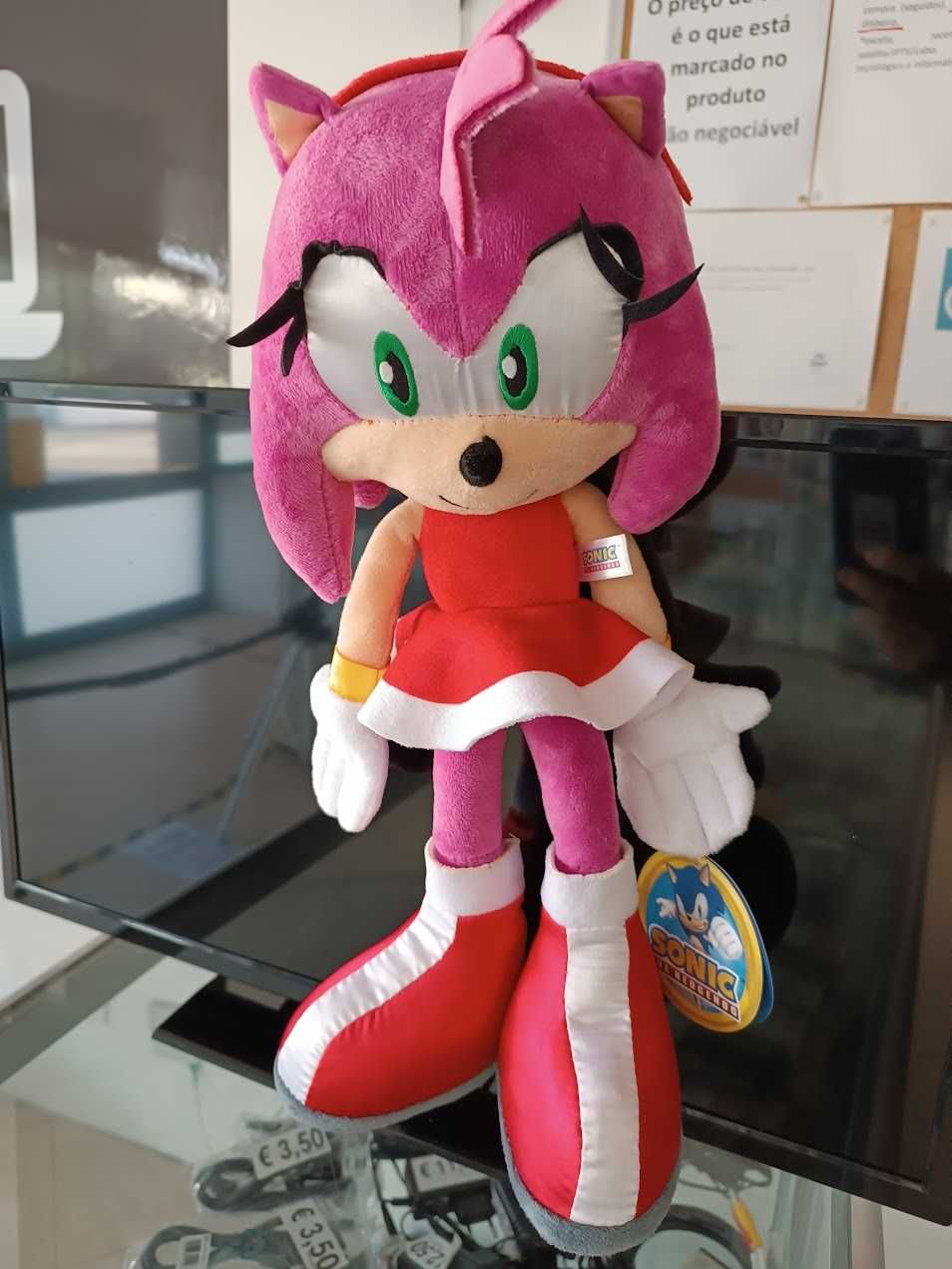 Novidade:Peluche Amy Rose Modern - Sonic2 41cm