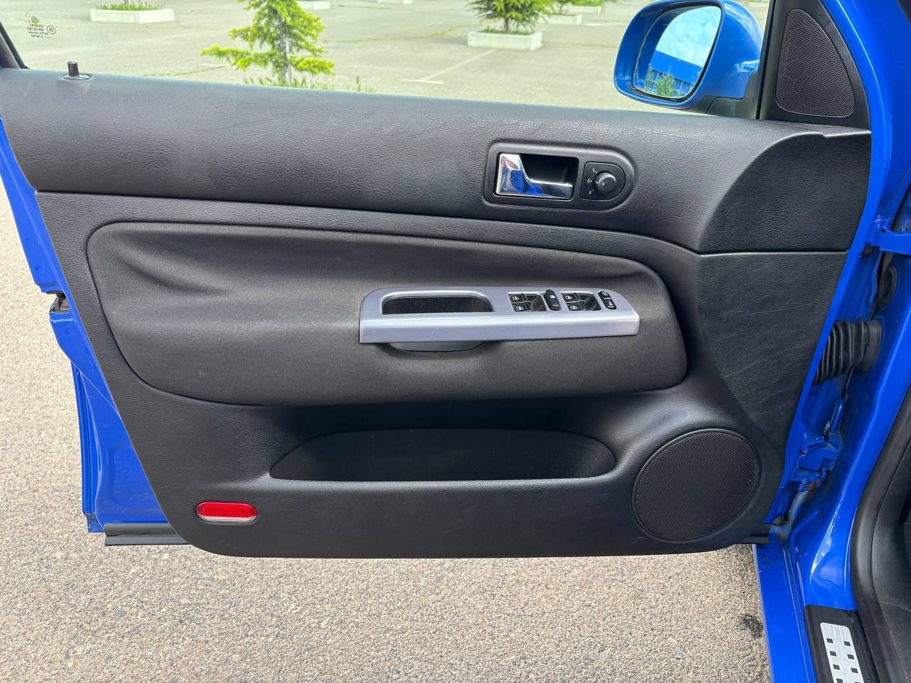 Продаю Volkswagen golf!