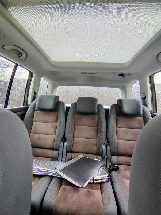 Volkswagen Touran 2011