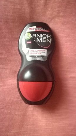 Dezodorant w kulce Garnier MEN