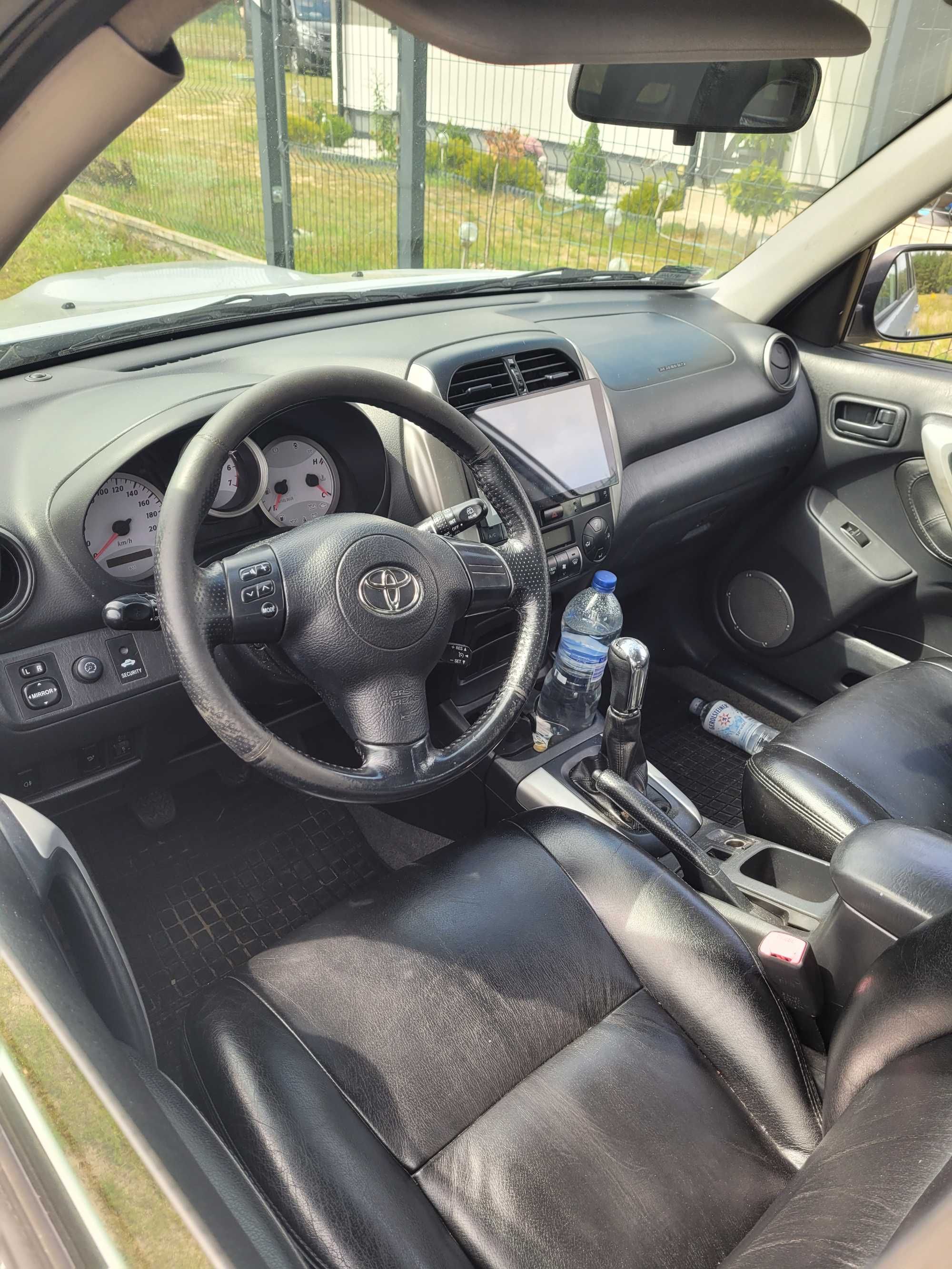 TOYOTA RAV 4   D4D 2.0