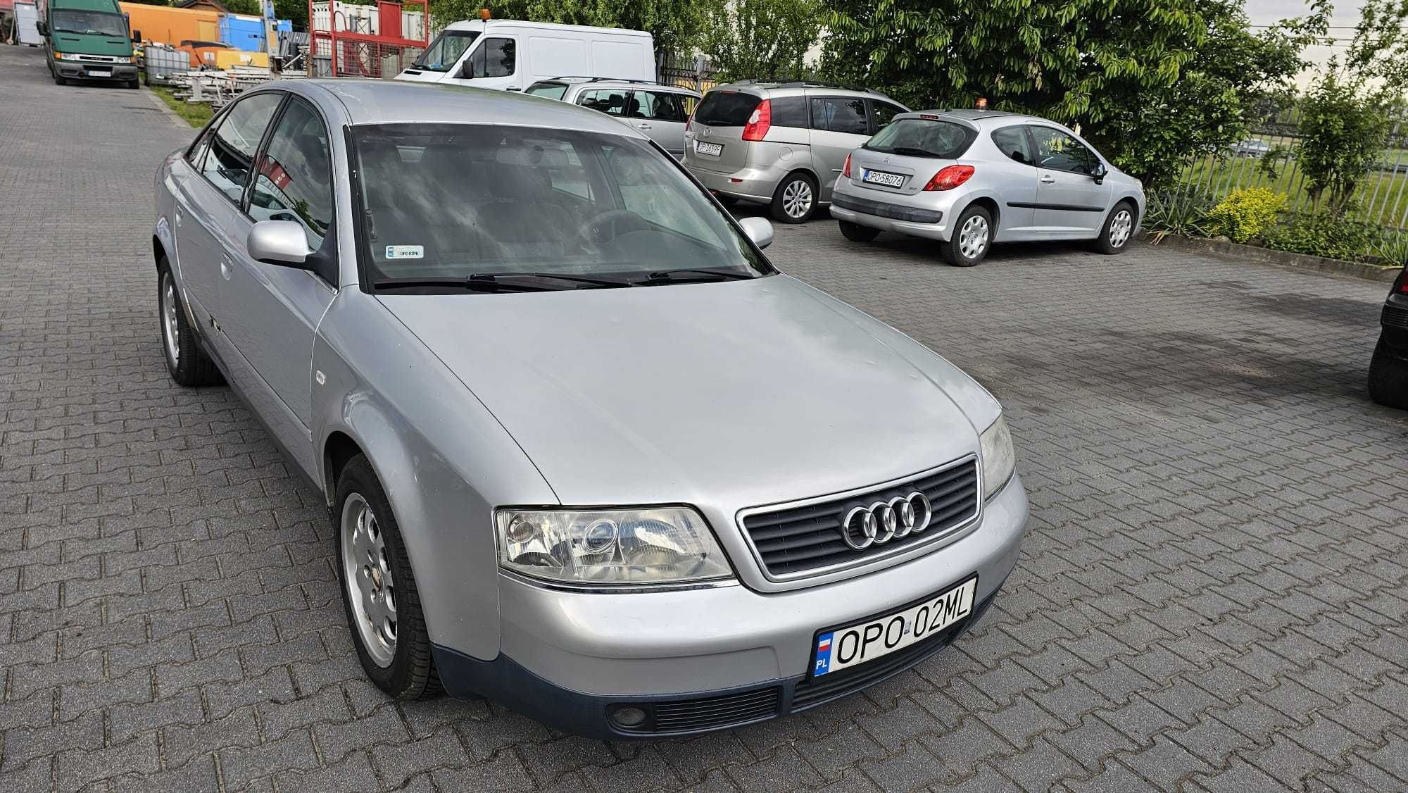 AUDI A6 2.5 TDI sedan