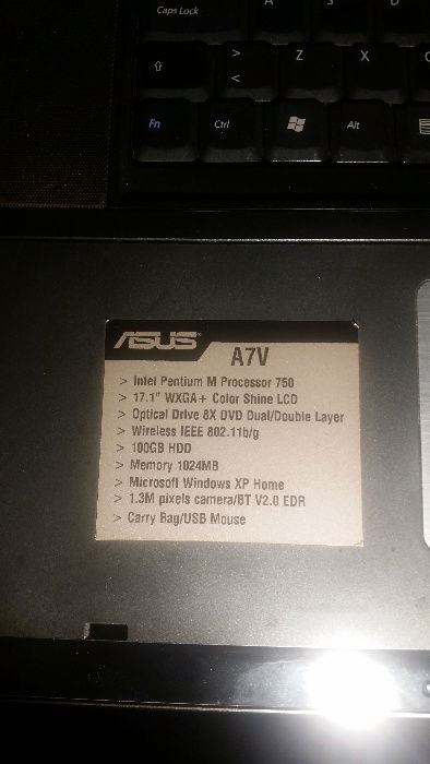 Portátil ASUS A7V
