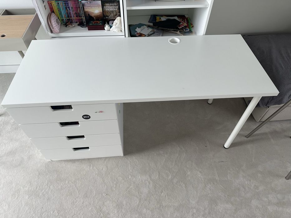IKEA biurko z kontenerkiem białe 155 x 62x 74