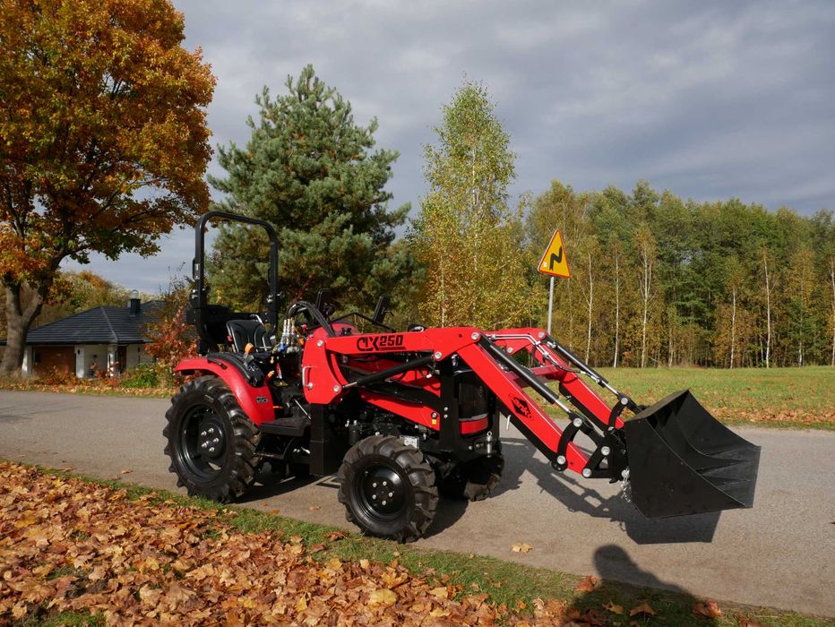 Traktor rolniczy komunalny CAPTAIN 25 KM 3 cylindry NOWY 4x4 Dostawa