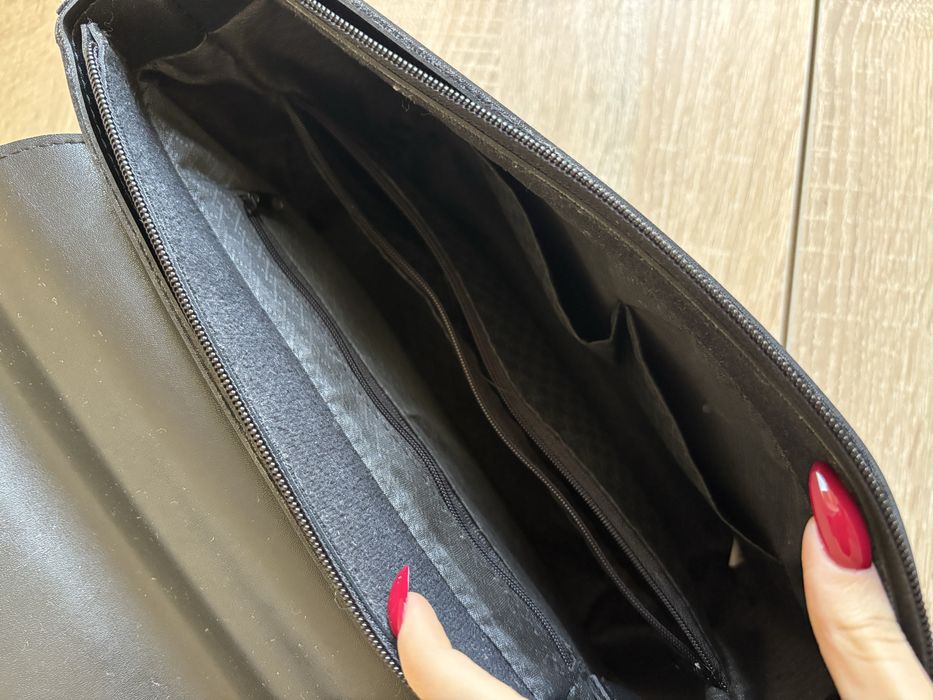 Сумка жіноча чорна