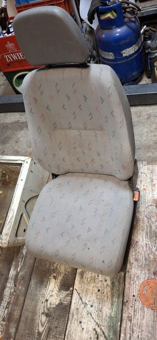 Fotel pasażera vw lt pojedyńczy z podstawą