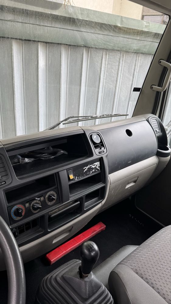 Nissan Cabstar C/ Caixa elevatoria