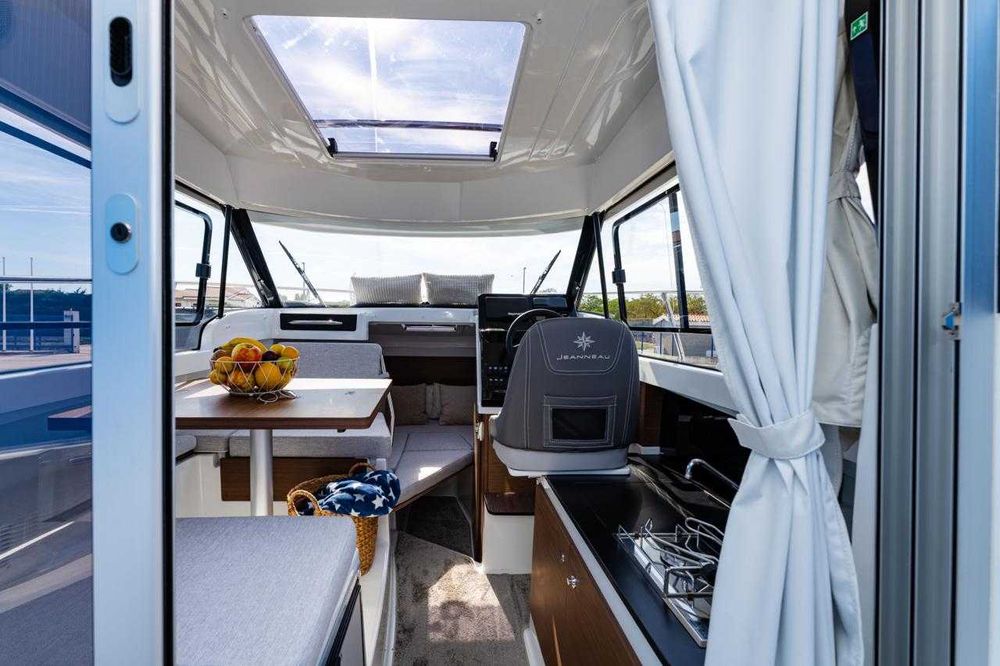 Nowa łódź JEANNEAU MERRY FISHER 695 S2 + silnik YAMAHA 150KM