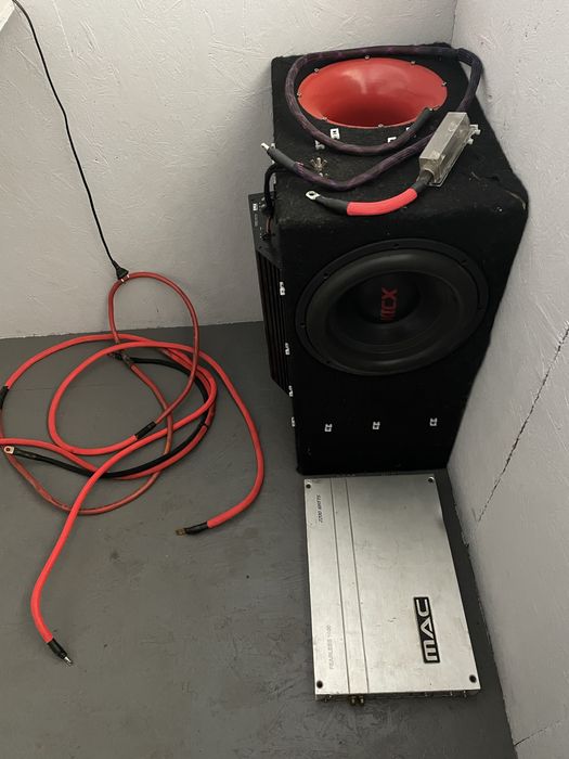 Продам сабвуфер с двумя усилителями