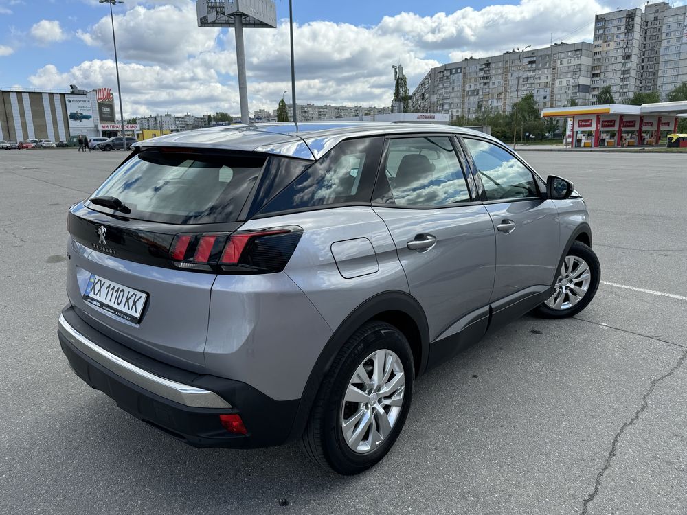 PEUGEOT 3008 2018