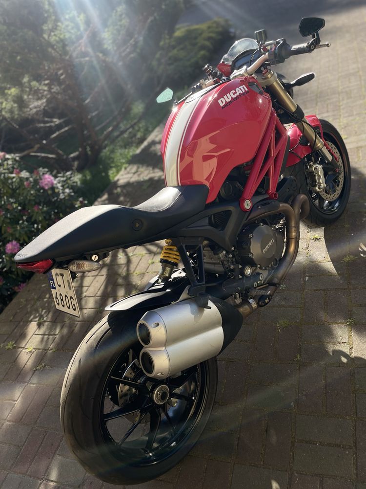 Ducati Monster 1100 Evo (kawasaki honda suzuki bmw)