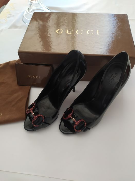 Maravilhosos sapatos Gucci 36