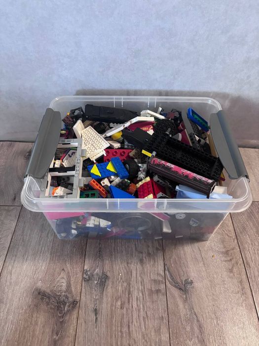 Деталі для конструктора Lego, загальна вага 15 кг