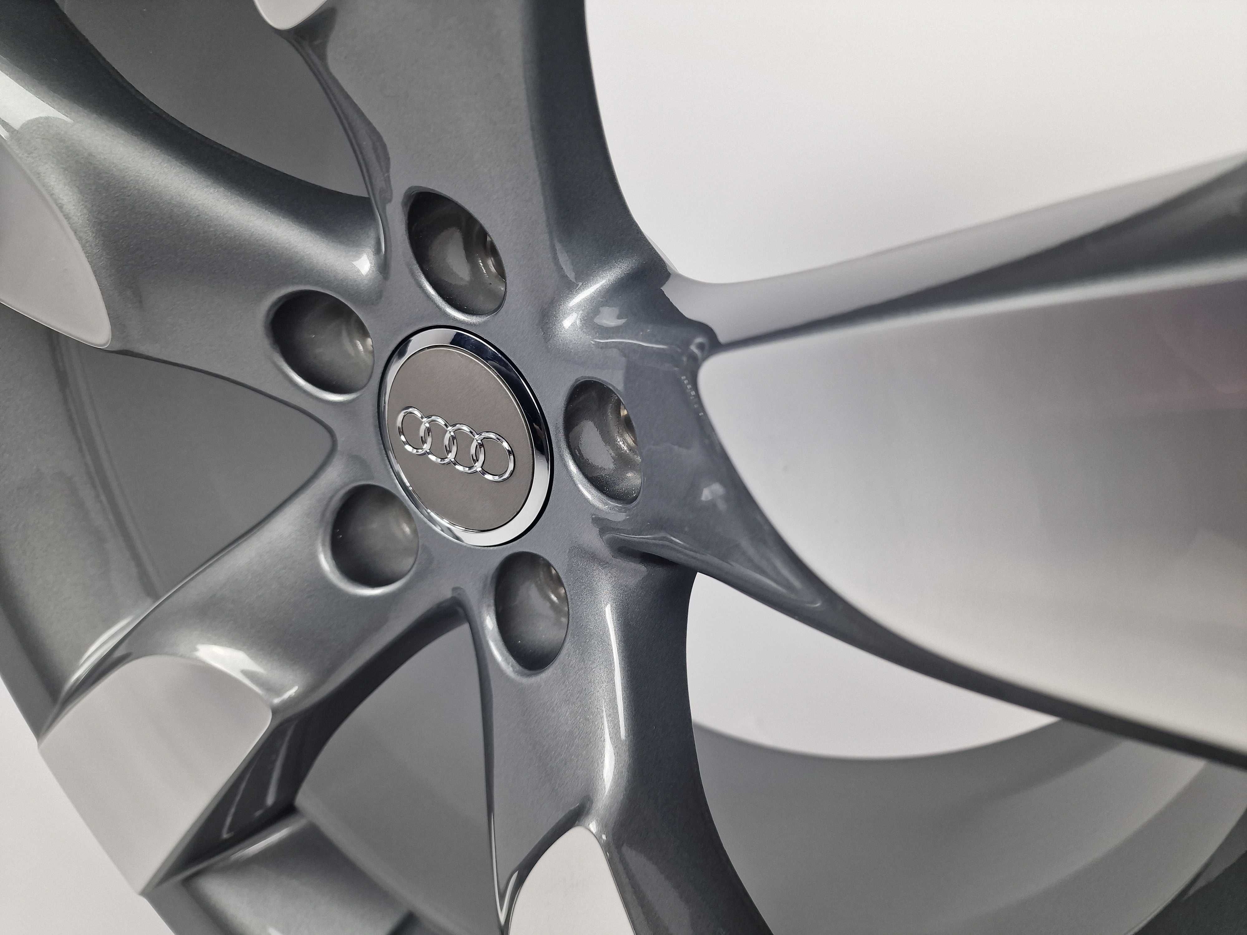 FABRYCZNIE NOWE Oryginalne Felgi Audi 19" A4 A5 A6 A7 A8 Q3 Q5 Q7