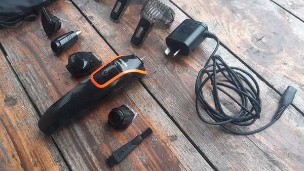 Trymer Maszynka Do Golenia Philips Multigroom QG3352 Broda Włosy