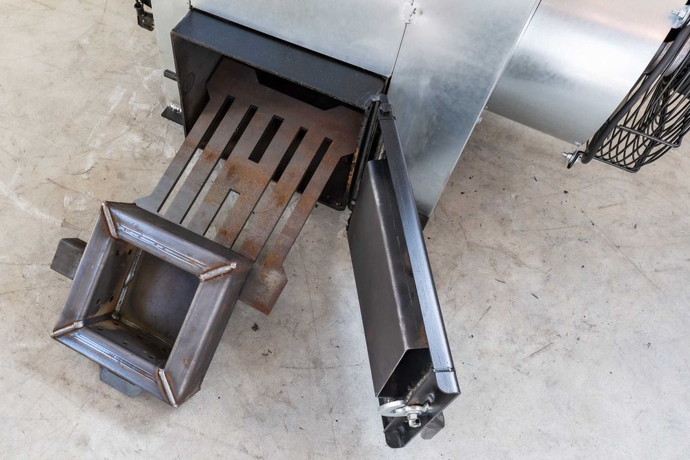 Nagrzewnica warsztatowa koza piec nadmuchowy 30kw (na drewno+ oleje)