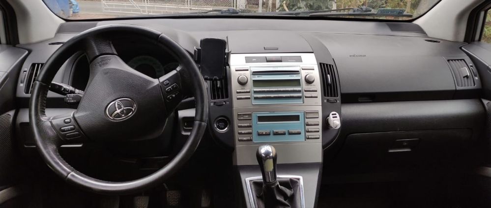 Toyota Corolla Verso*2.2d4d*136ps*bez korozji*2007r*niski przebieg*