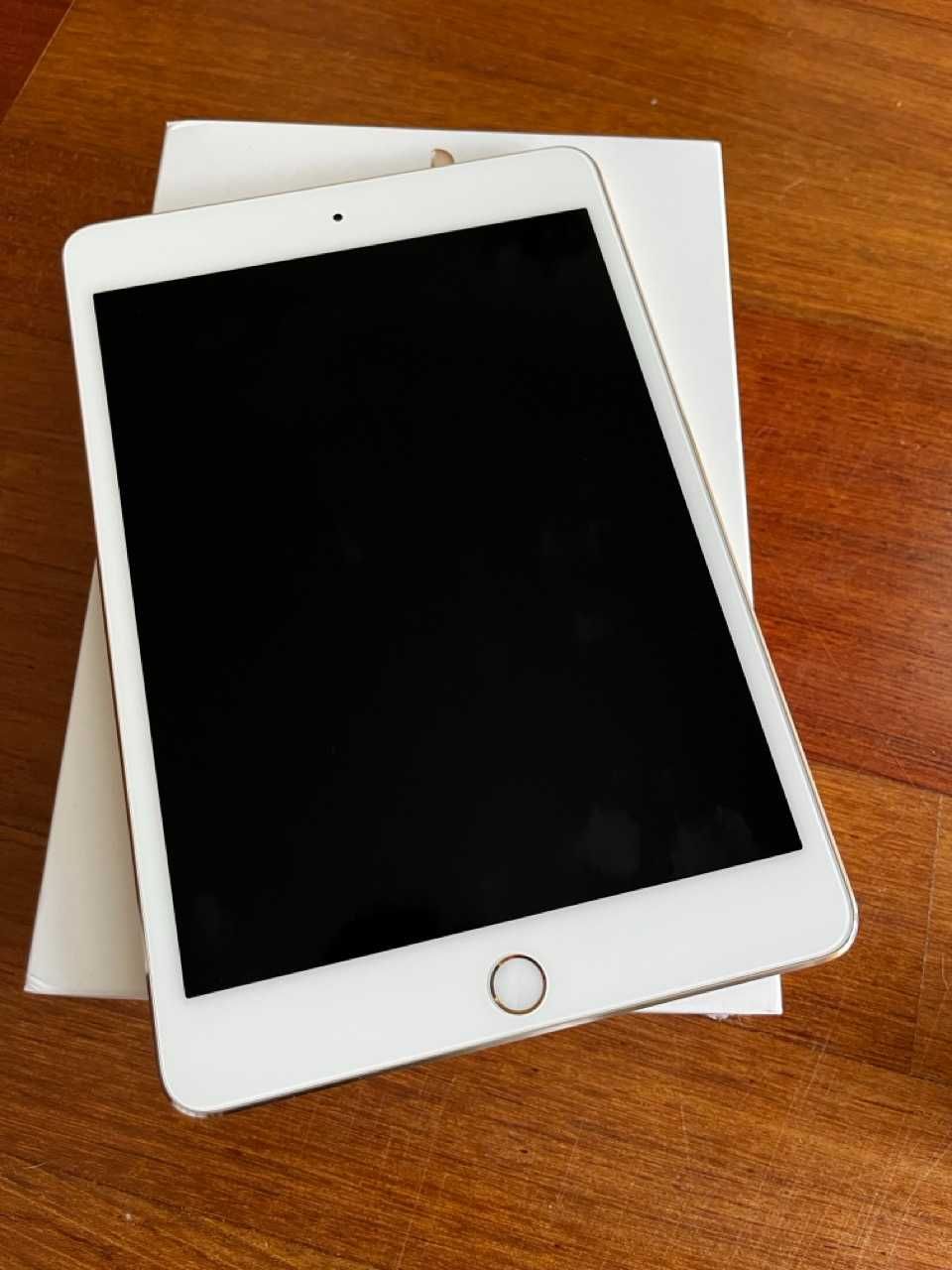 iPad mini 4 Gold