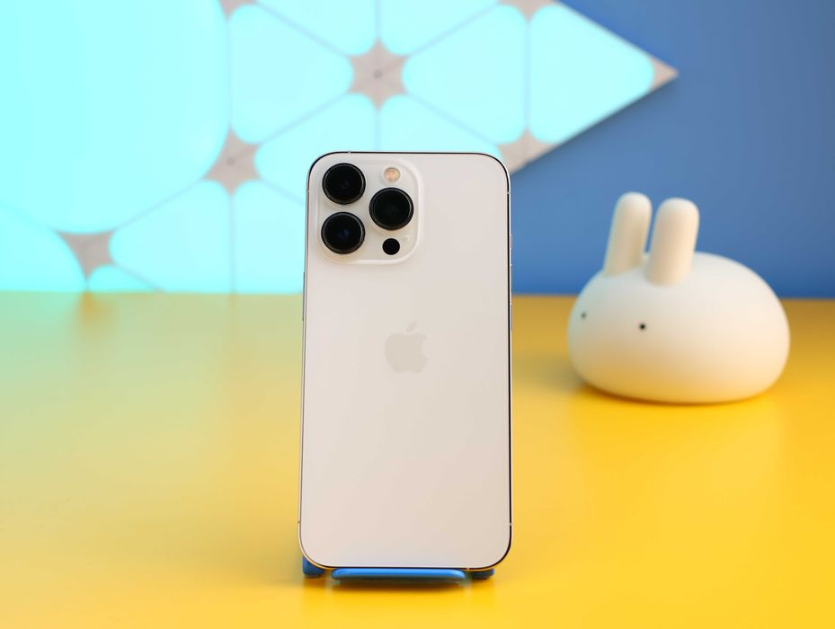 Смартфон Apple iPhone 13 Pro 128GB Silver (150899) Б/У З ГАРАНТІЄЮ