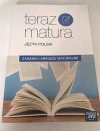 Zestaw maturalny za J. Angielskiego i J. Polskiego.