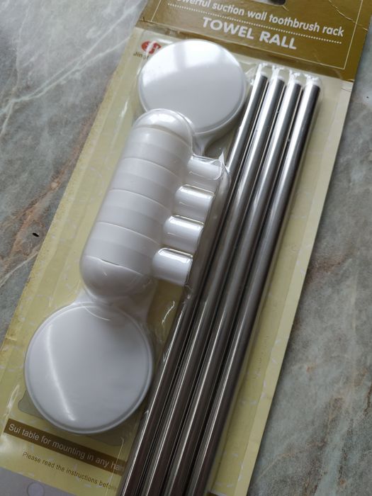 Кронштейн,  вішалка, тримач . для ванної кімнати , кухні, гардеробної