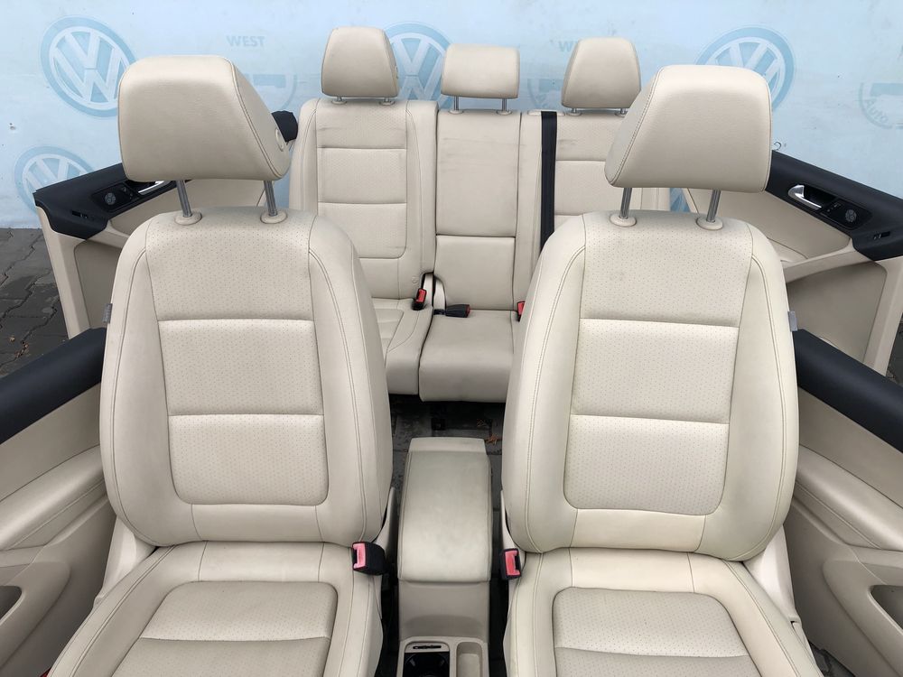 Салон сидіння шкіряні сиденья VW Tiguan 5N0