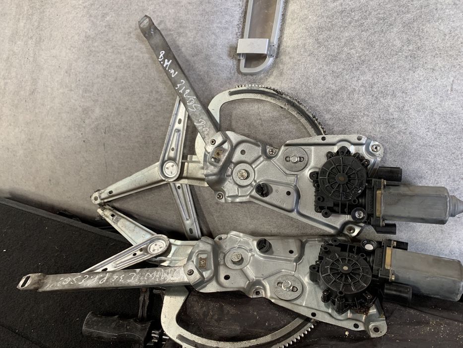 Elevadores portas frente BMW 318TDS e36