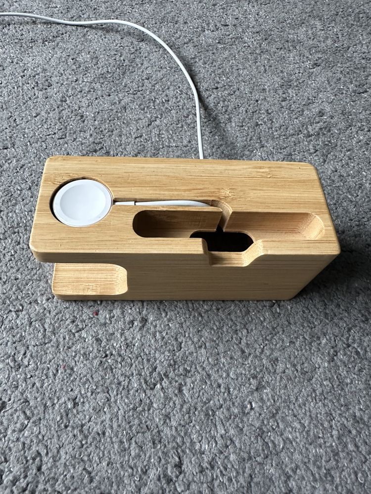 Podstawka dokująca apple watch iphone