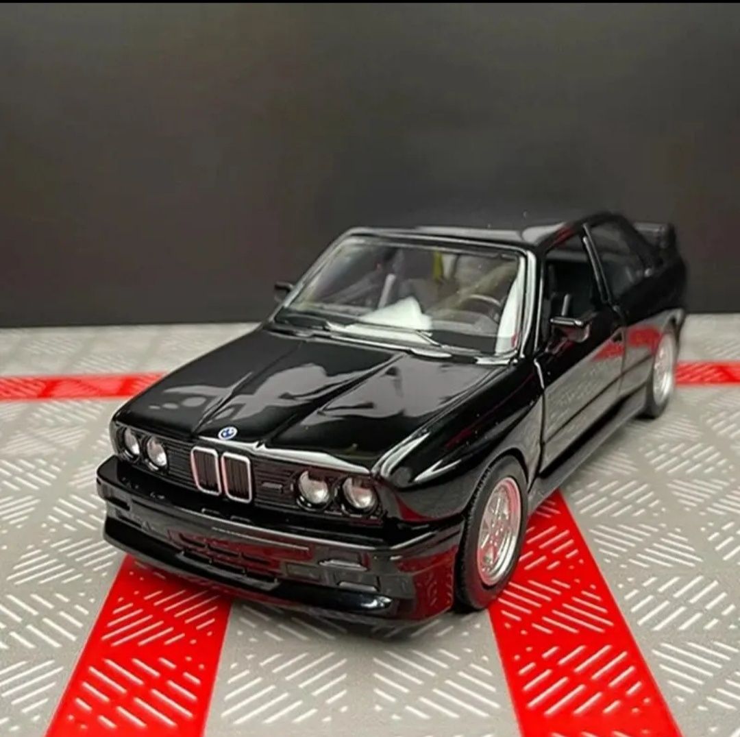 Miniatura BMW M3 1987