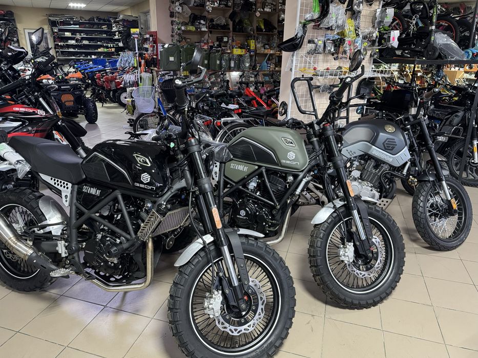 Мотоцикл GEON Scrambler, 250cc. Доставка.