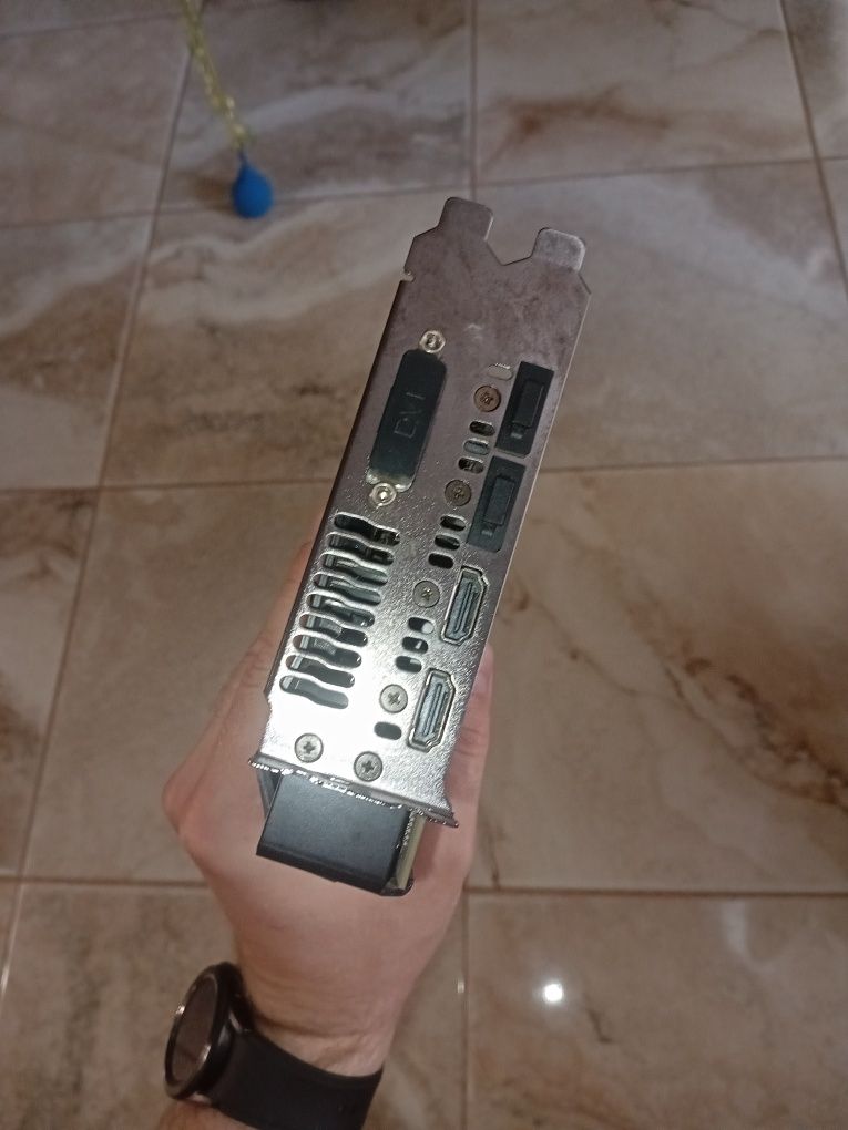 Asus rx 580 4 gb