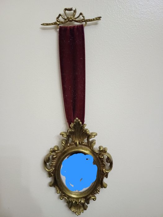 Molduras em bronze de pendurar (2)