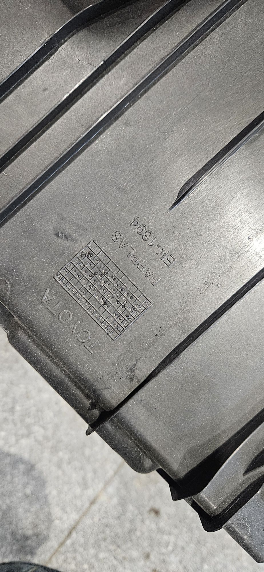 Yaris III osłona pasa tył
