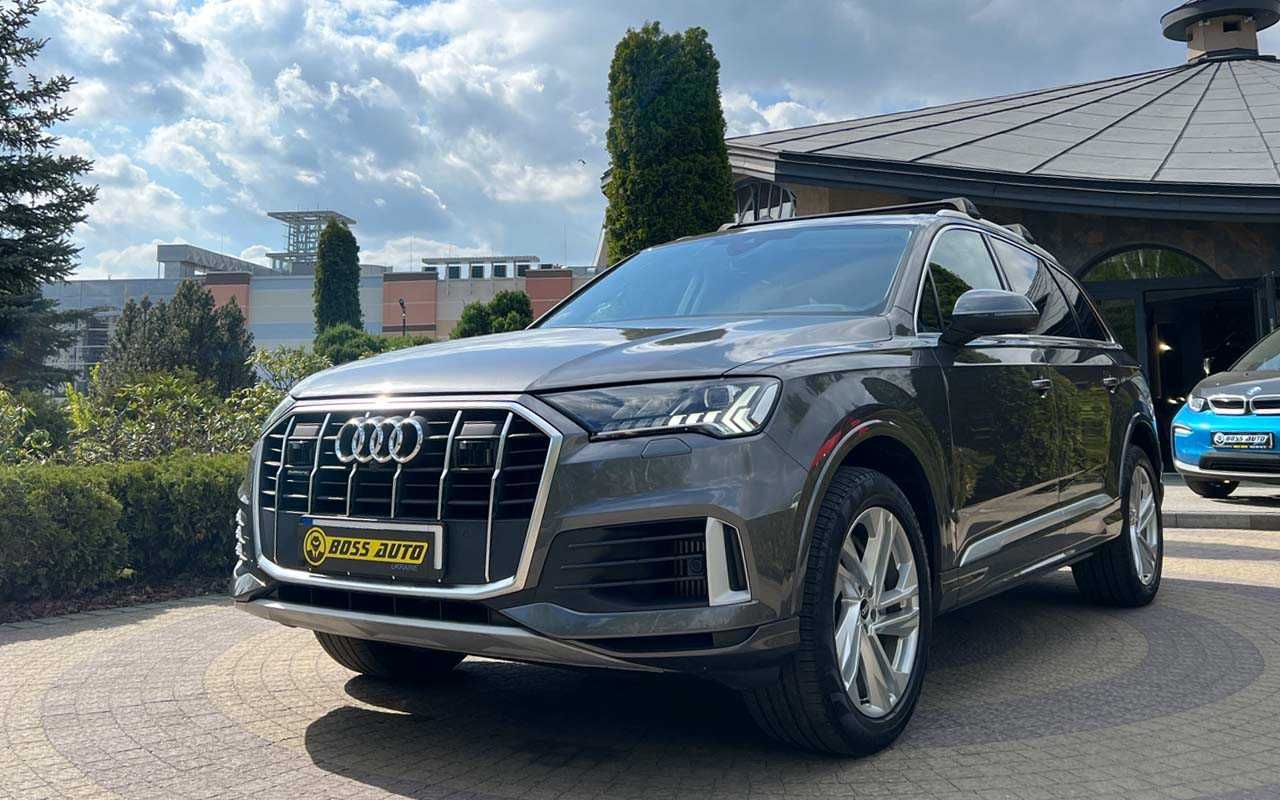 Audi Q7 2020 року