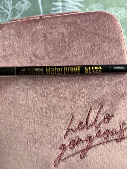 Kredka do oczu Bourjois 54 ultra black