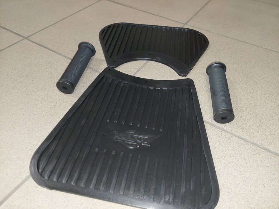Nowy zestaw naprawczy chlapacze+gumy kierownicy wsk125 175 pl