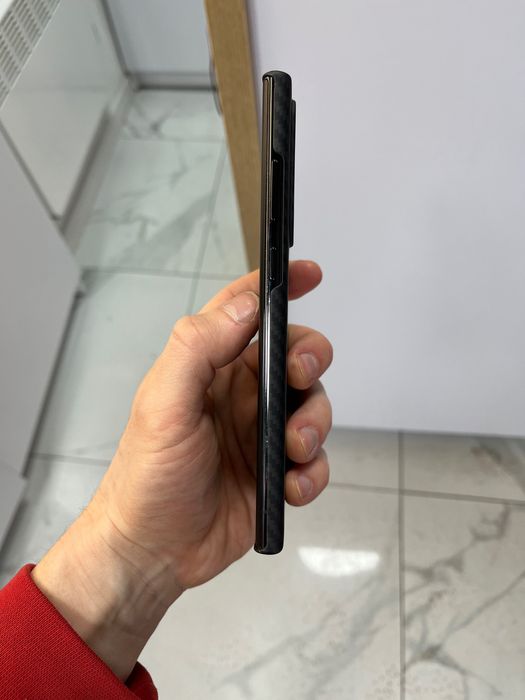 Карбоновый чехол Samsung Galaxy S23 Ultra