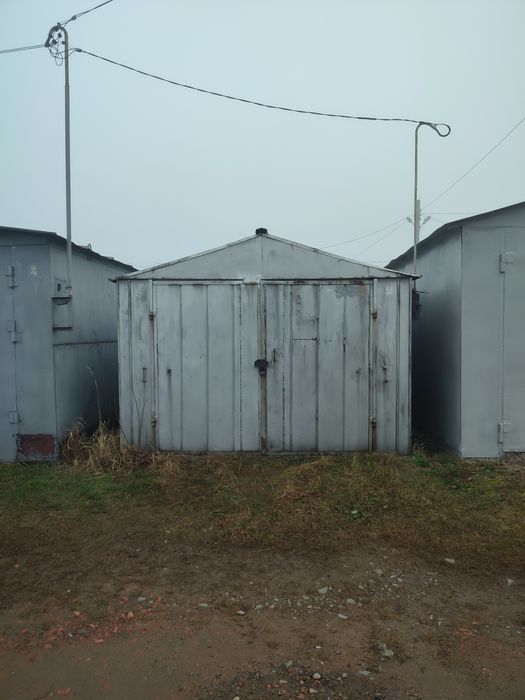 Гараж зі світлом в оренду. Коновальця кооп "МРІЯ"