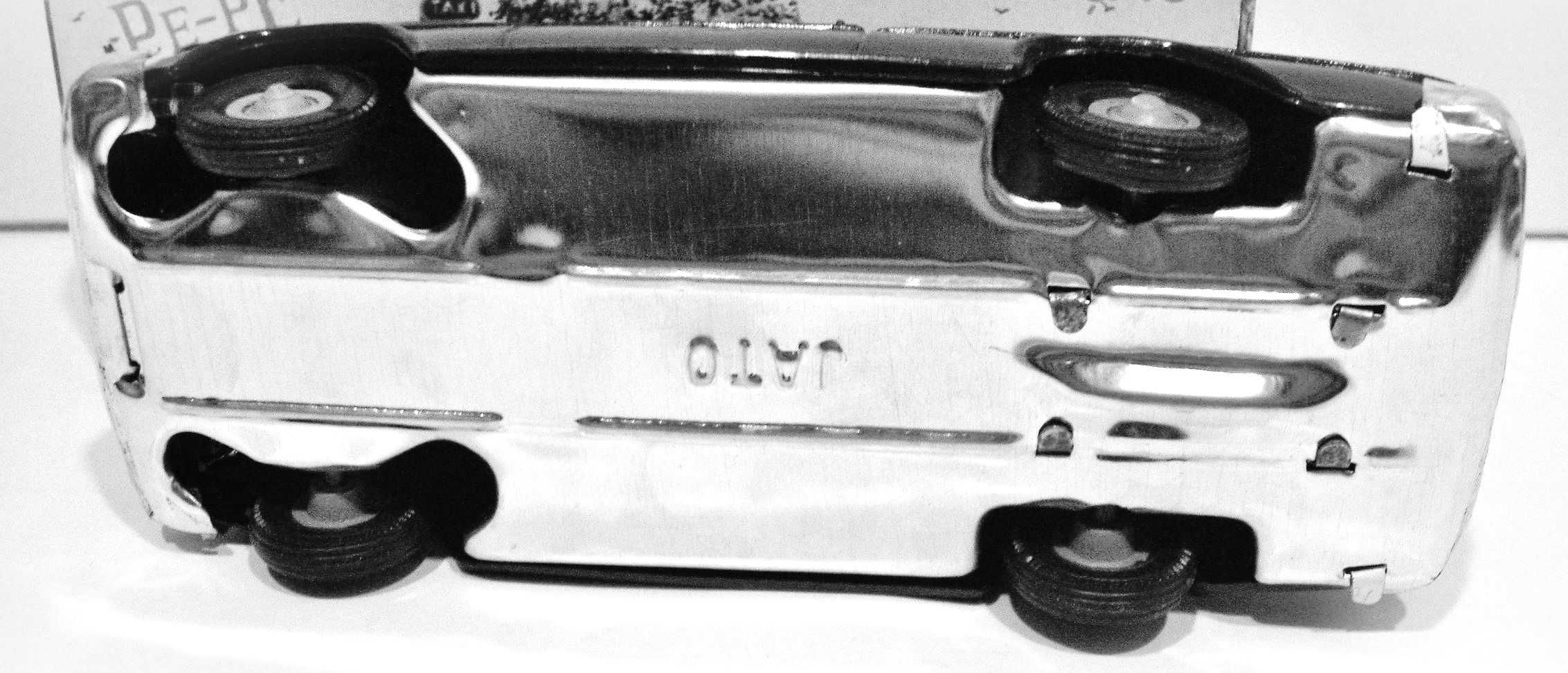 Mercedes TAXI da JATO com fricção - esc. +/- 1/32