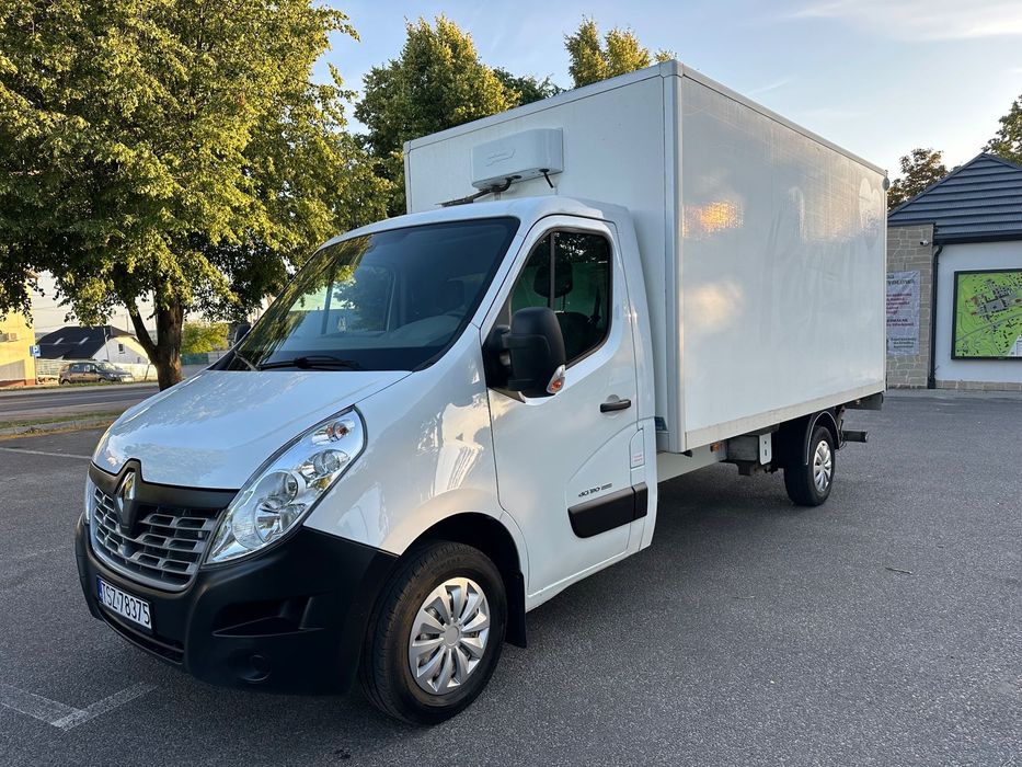 Renault Master  Renault Master Movano 8 palet z windą pewny niski przebieg